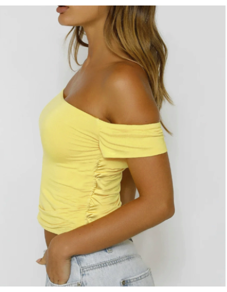 Raglan sleeve T-shirt